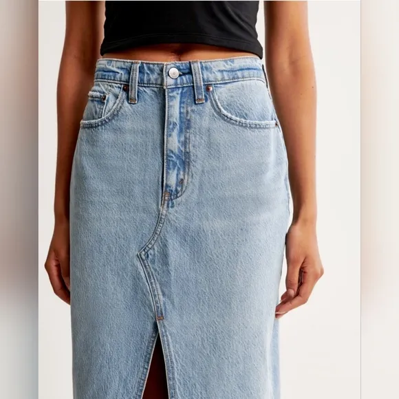 Abercrombie &amp; Fitch  High Rise Slit Dinem Midi Light Wash Skirt Size 29
