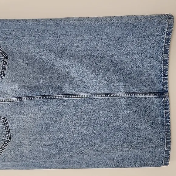 Abercrombie &amp; Fitch  High Rise Slit Dinem Midi Light Wash Skirt Size 29
