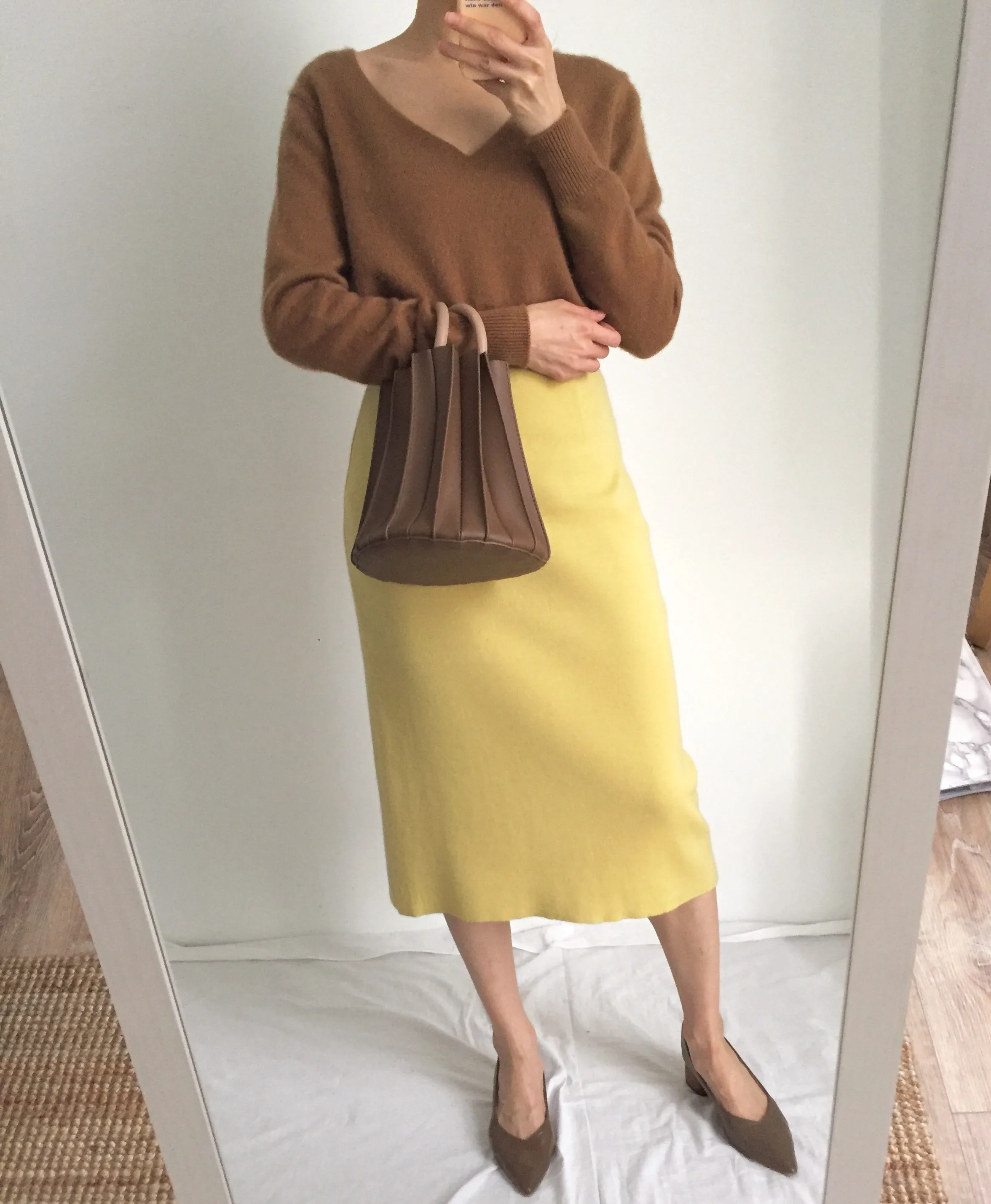 Alice Sweater  (Double strands, more colours available)