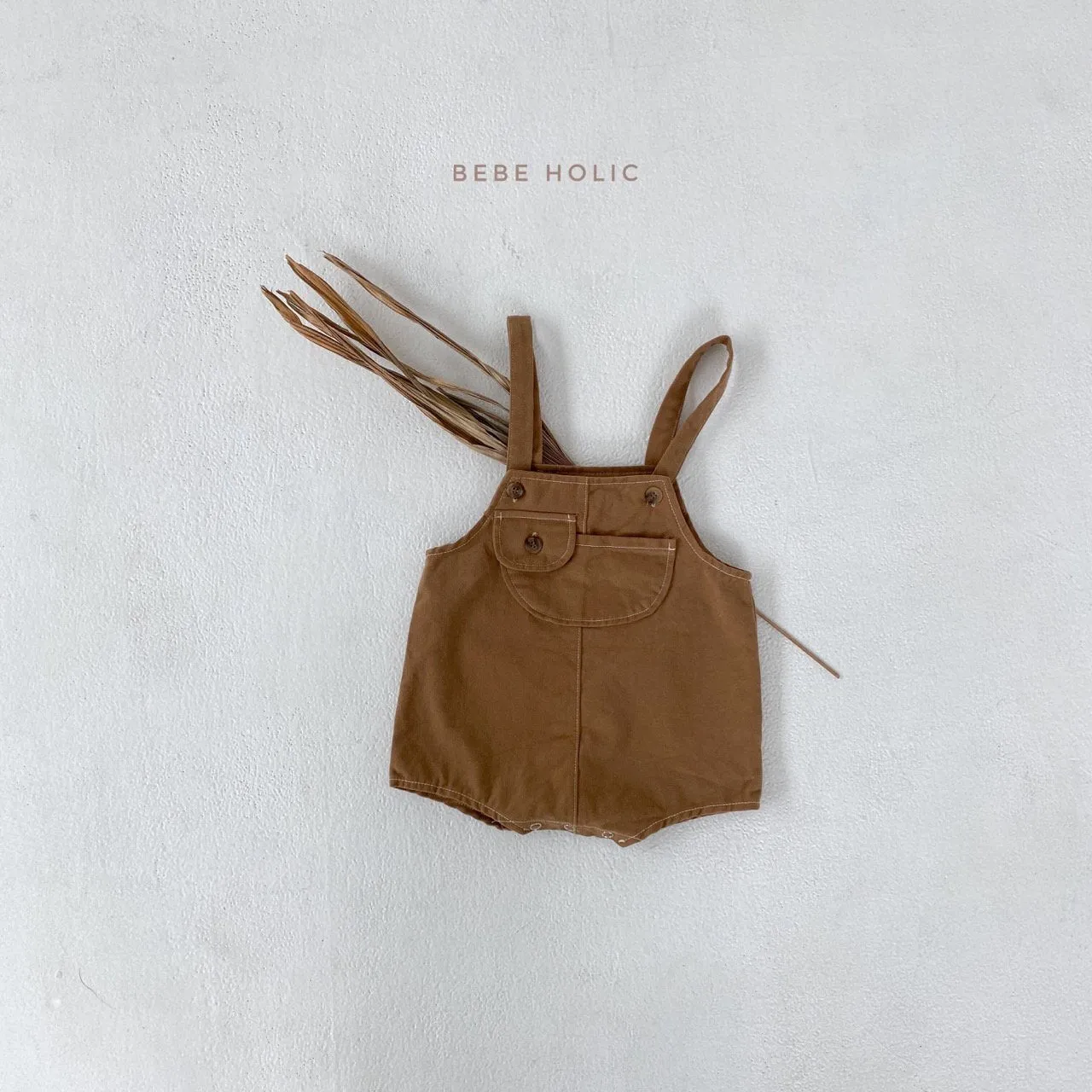 Bebeholic Monchel Romper (2 colour options)