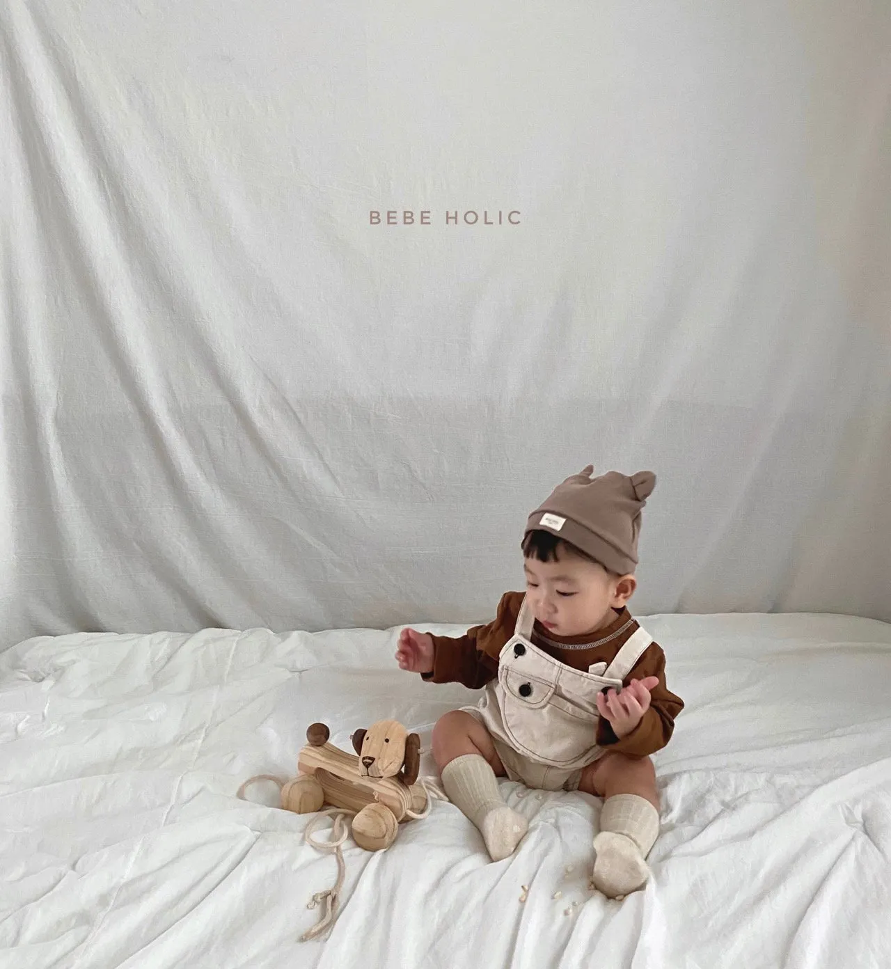 Bebeholic Monchel Romper (2 colour options)
