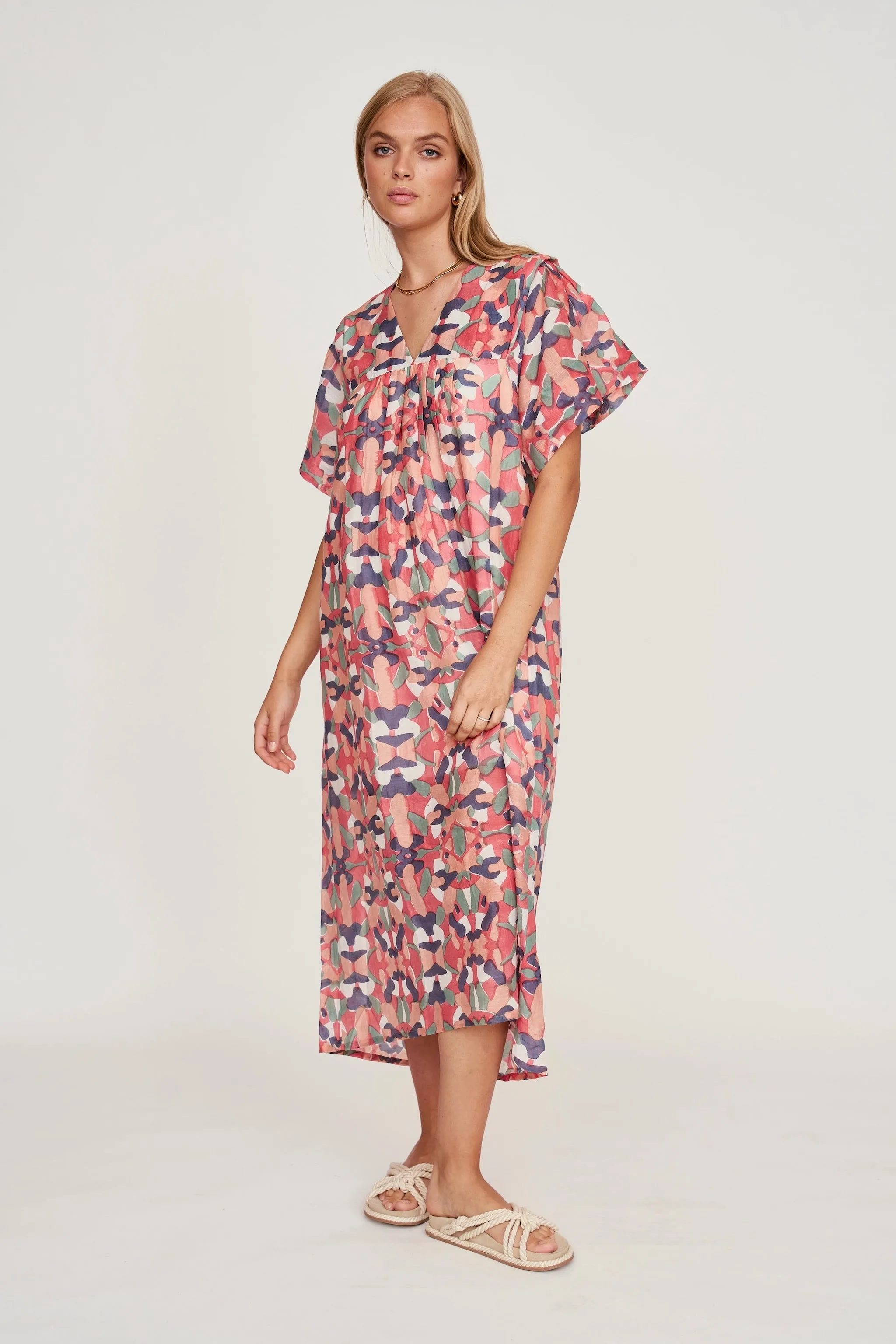Belem Caftan in Calypso in Parade