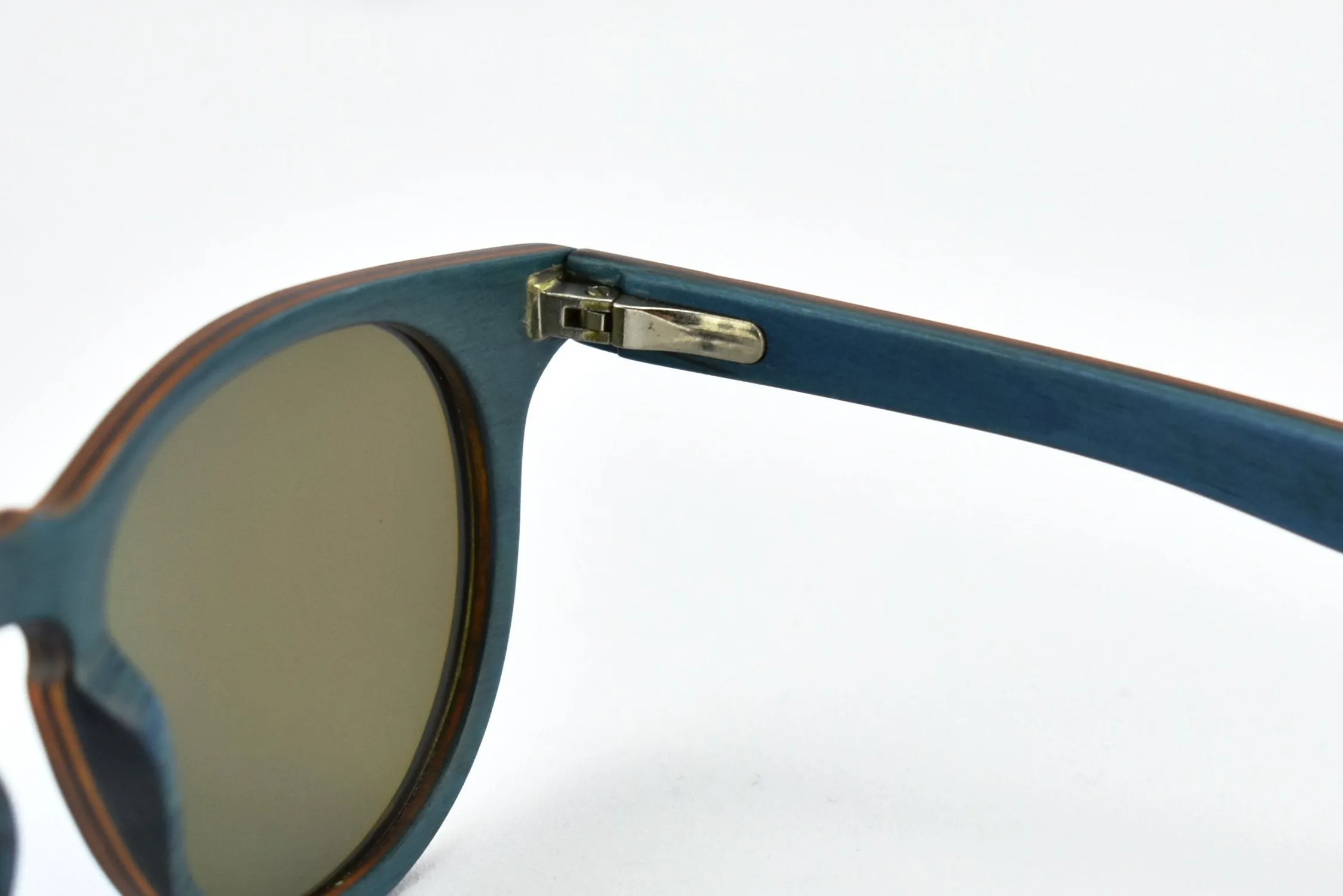 Black Maple Sunglasses Ice Blue Lens - Sari