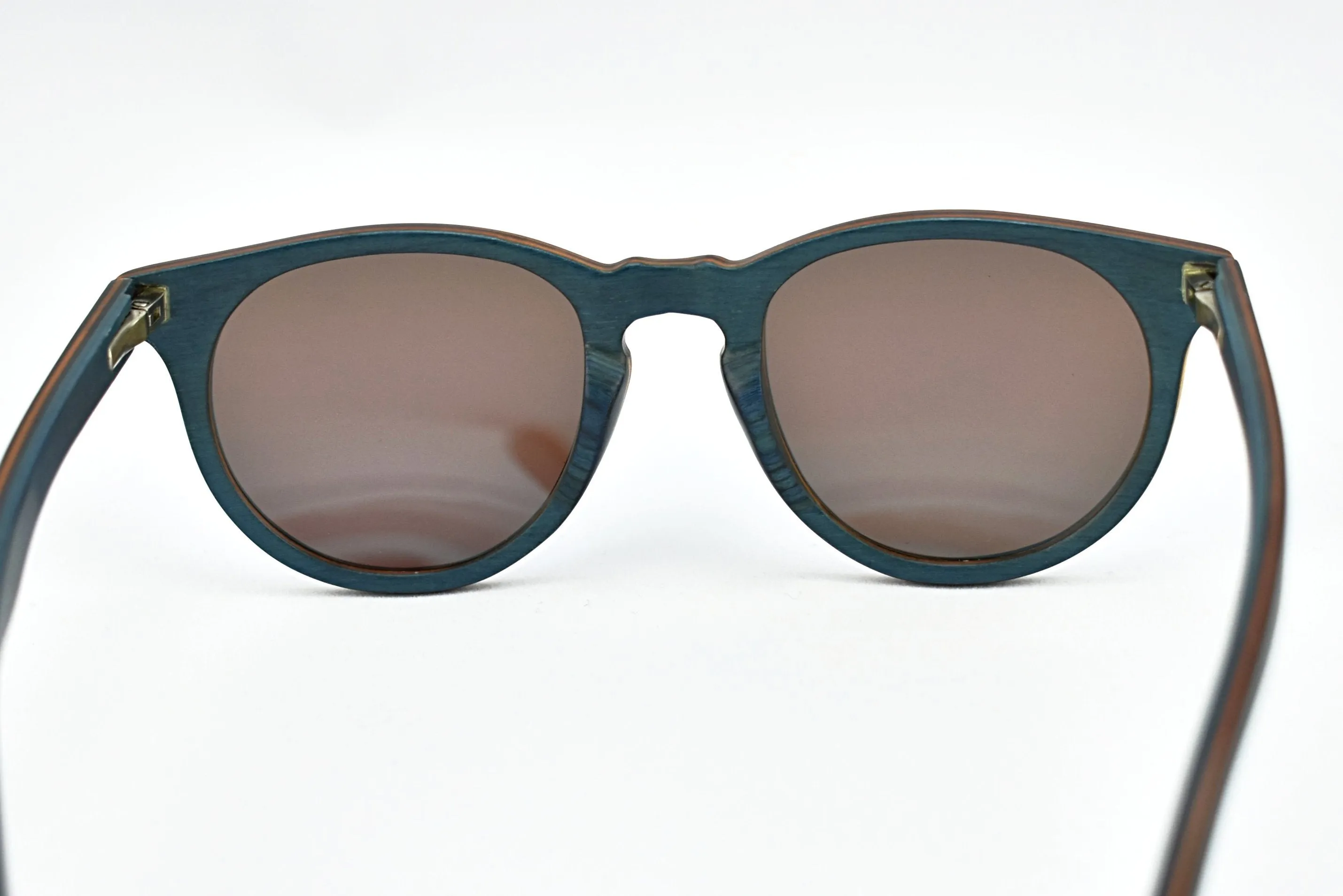 Black Maple Sunglasses Ice Blue Lens - Sari