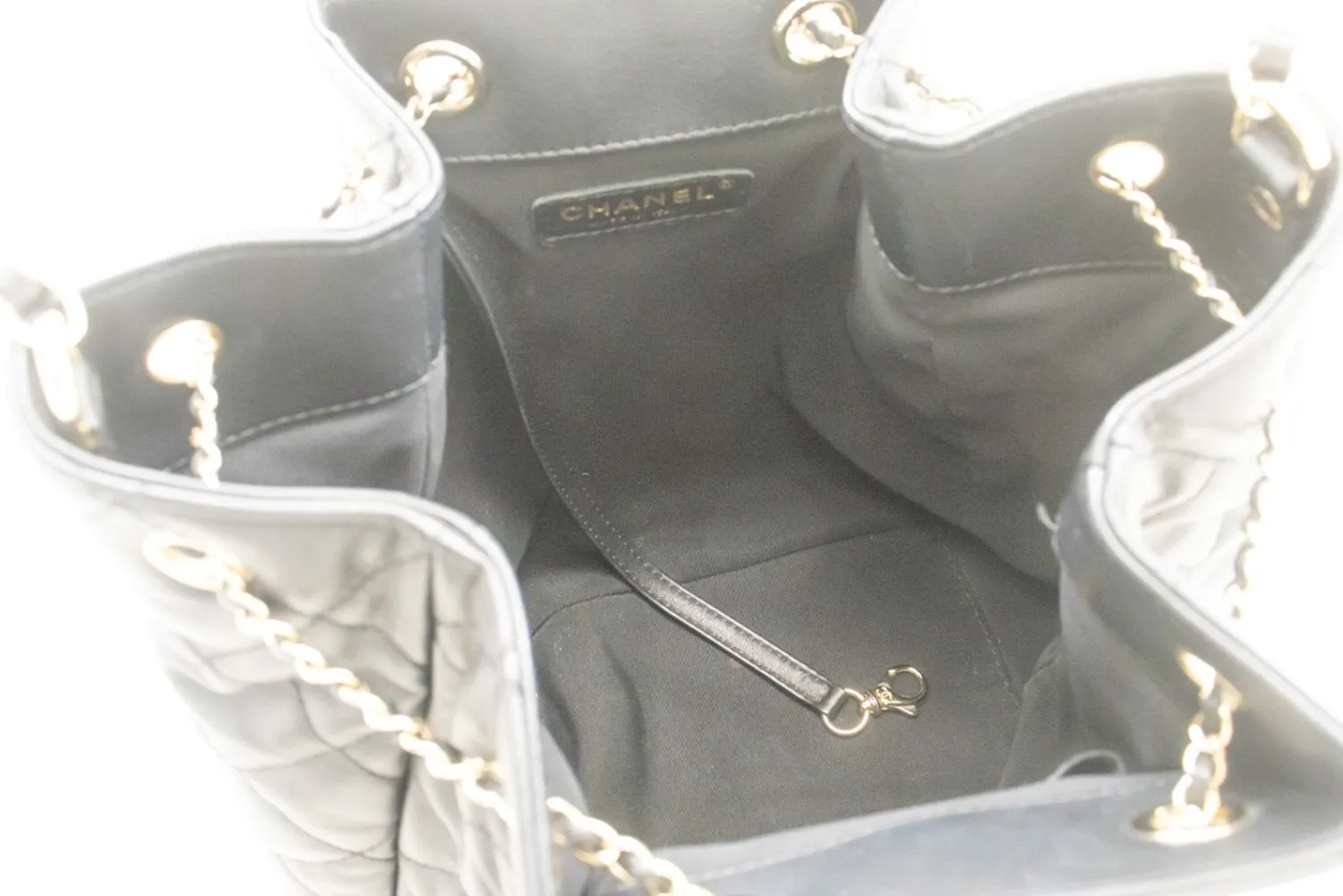 CHANEL Drawstring Chain Shoulder Bag Black Quilted Lambskin Purse p12