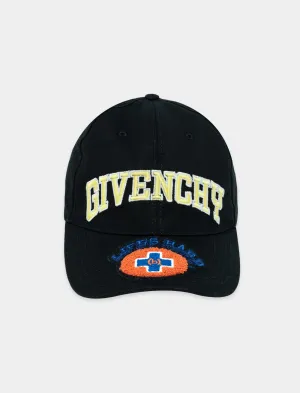 CURVED EMBROIDERED LOGO CAP