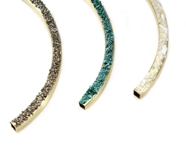 Curved Necklace
