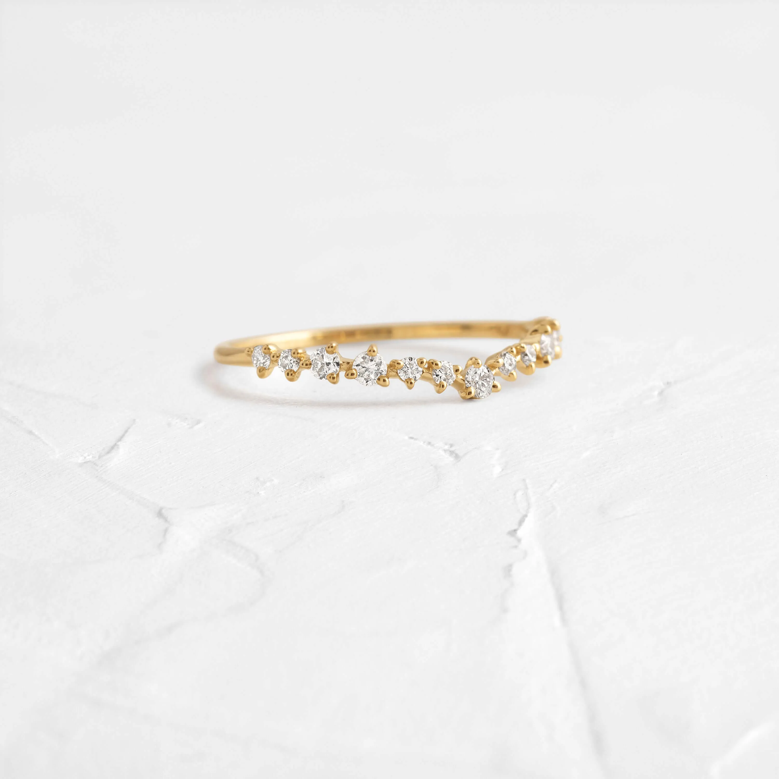Curved Tinsel Band