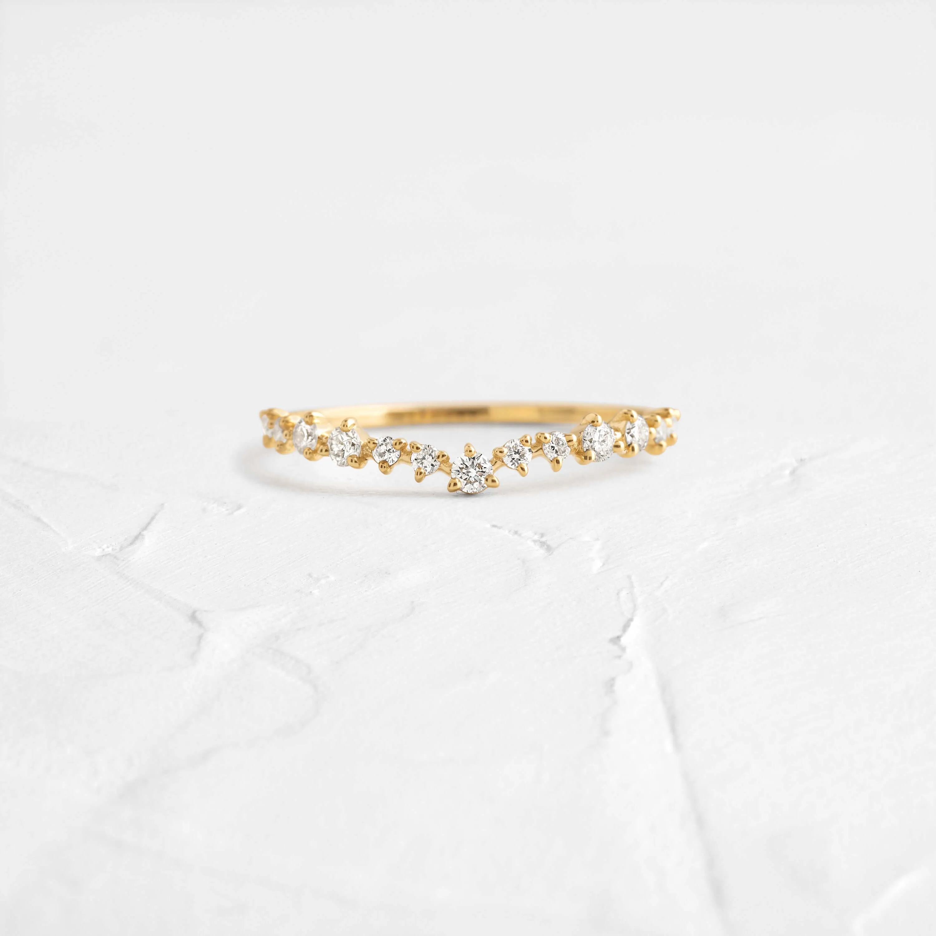 Curved Tinsel Band