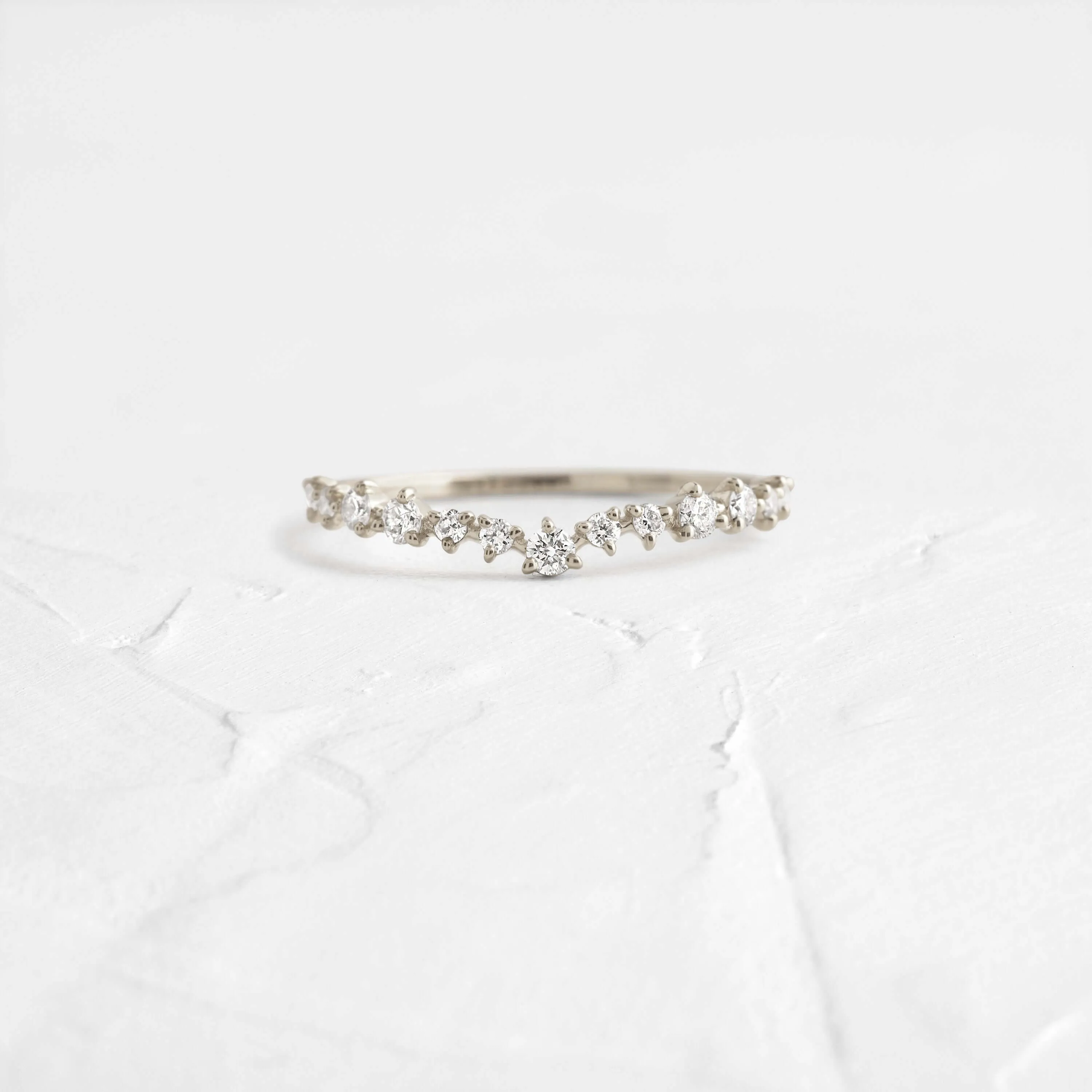 Curved Tinsel Band