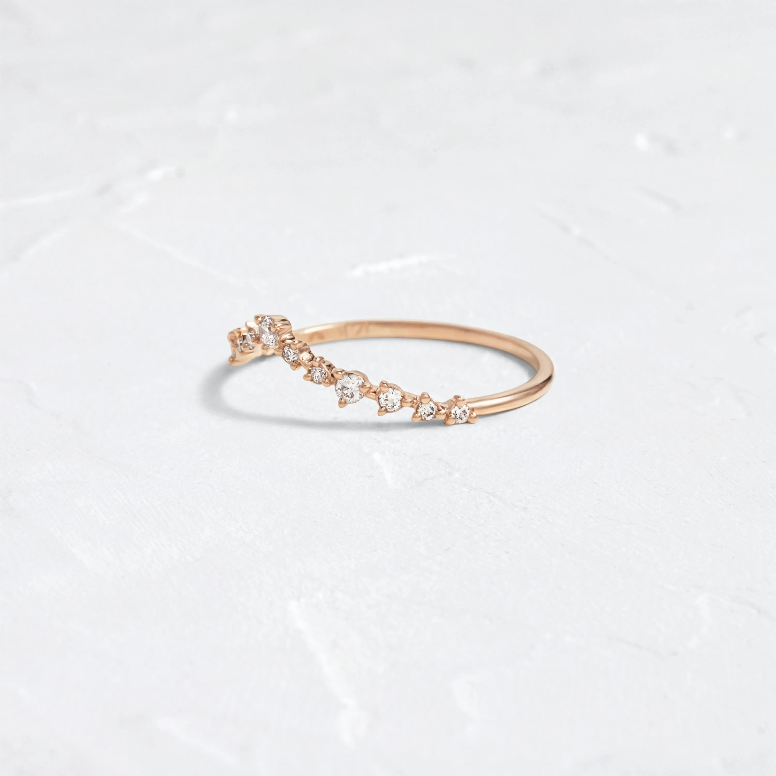 Curved Tinsel Band