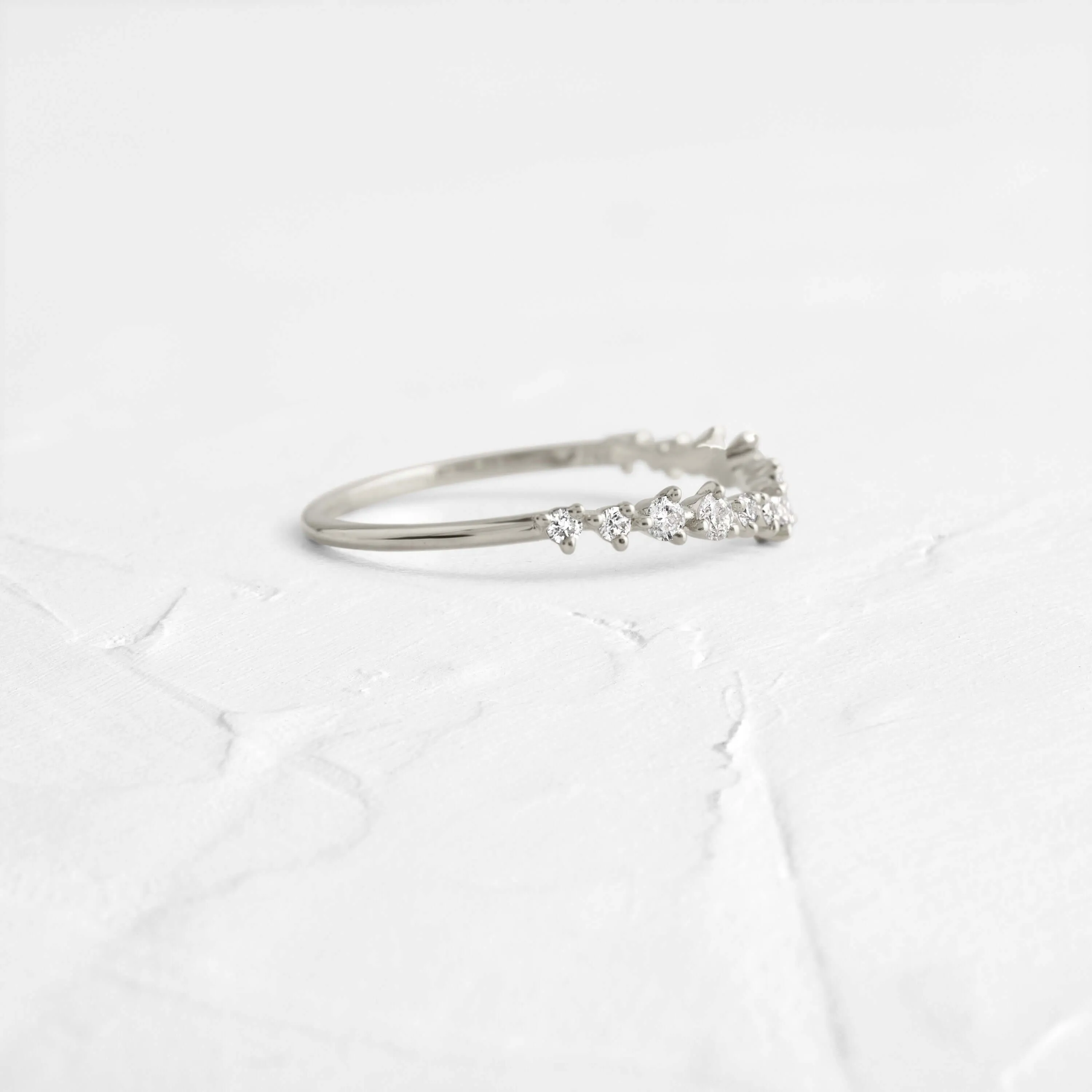 Curved Tinsel Band