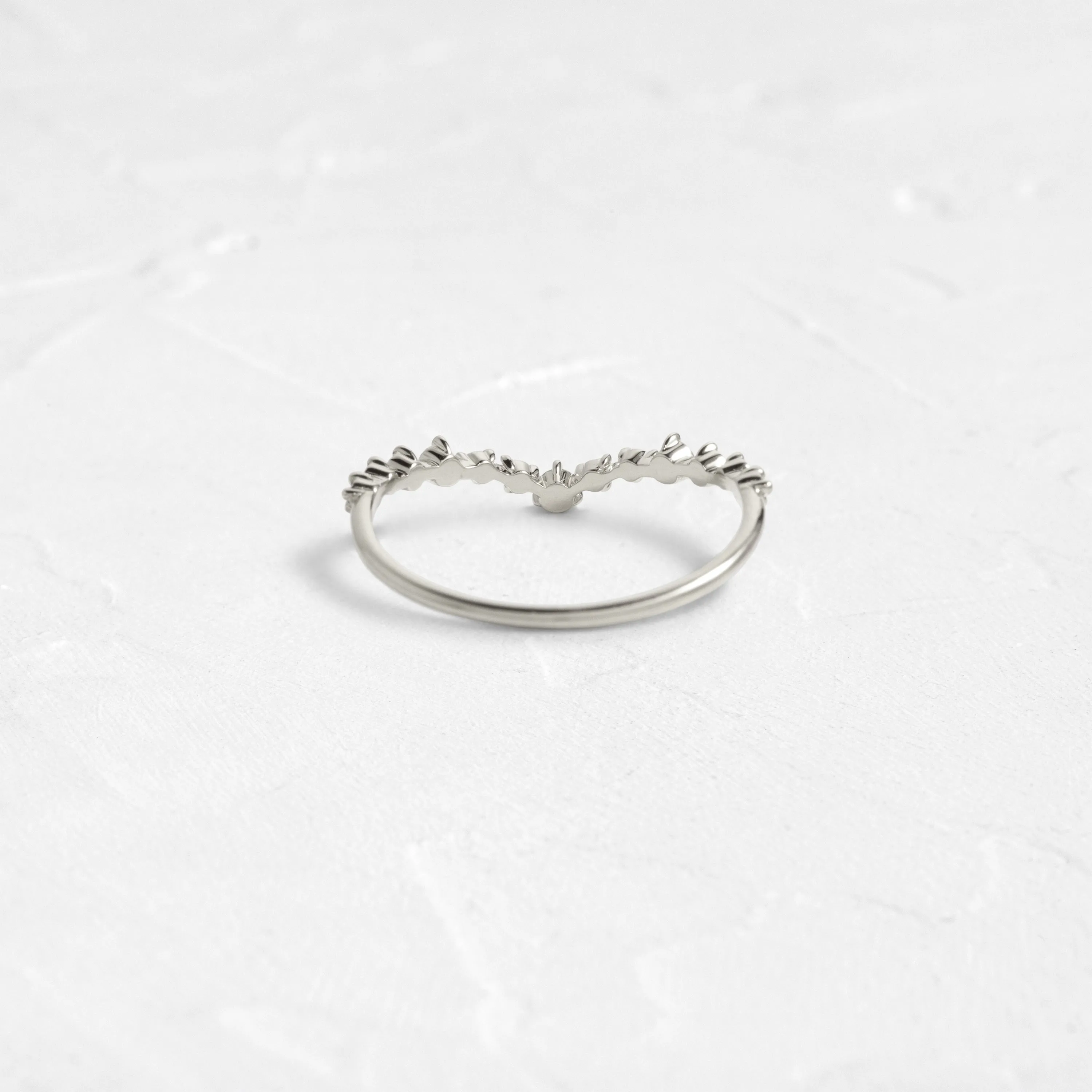 Curved Tinsel Band