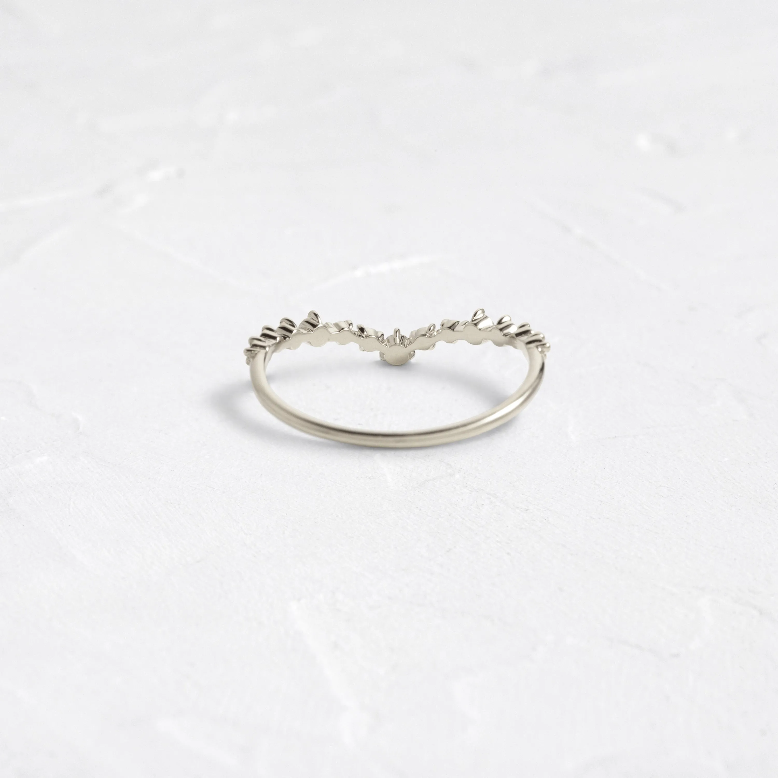Curved Tinsel Band