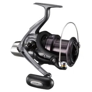 DAIWA Crosscast spinning Surf Fishing Reel - 4000QD