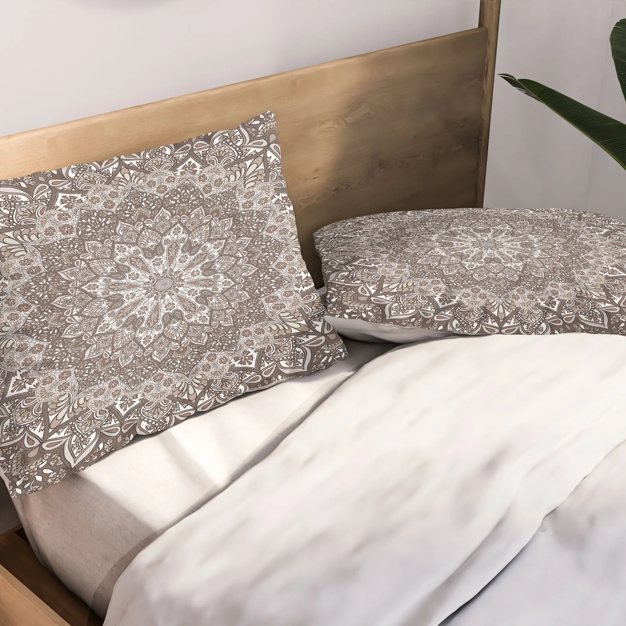 FARAH NEUTRAL PILLOW SHAMS