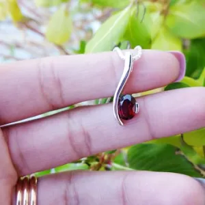 Garnet Curved Pendant