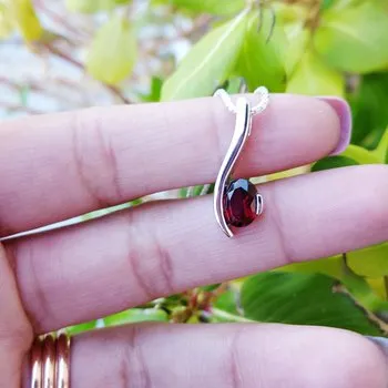 Garnet Curved Pendant