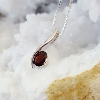 Garnet Curved Pendant
