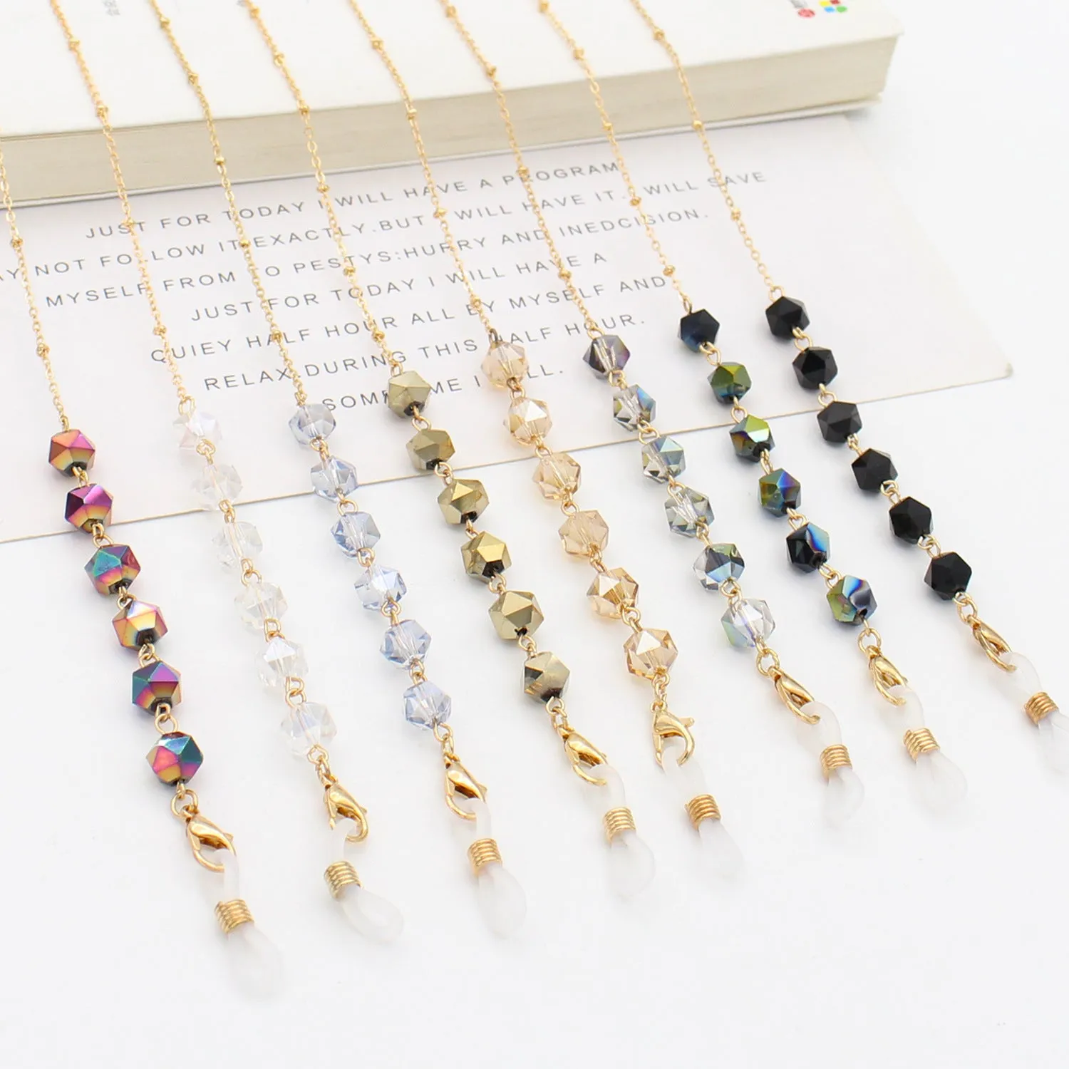 Geometric Cut Eyewear Chain