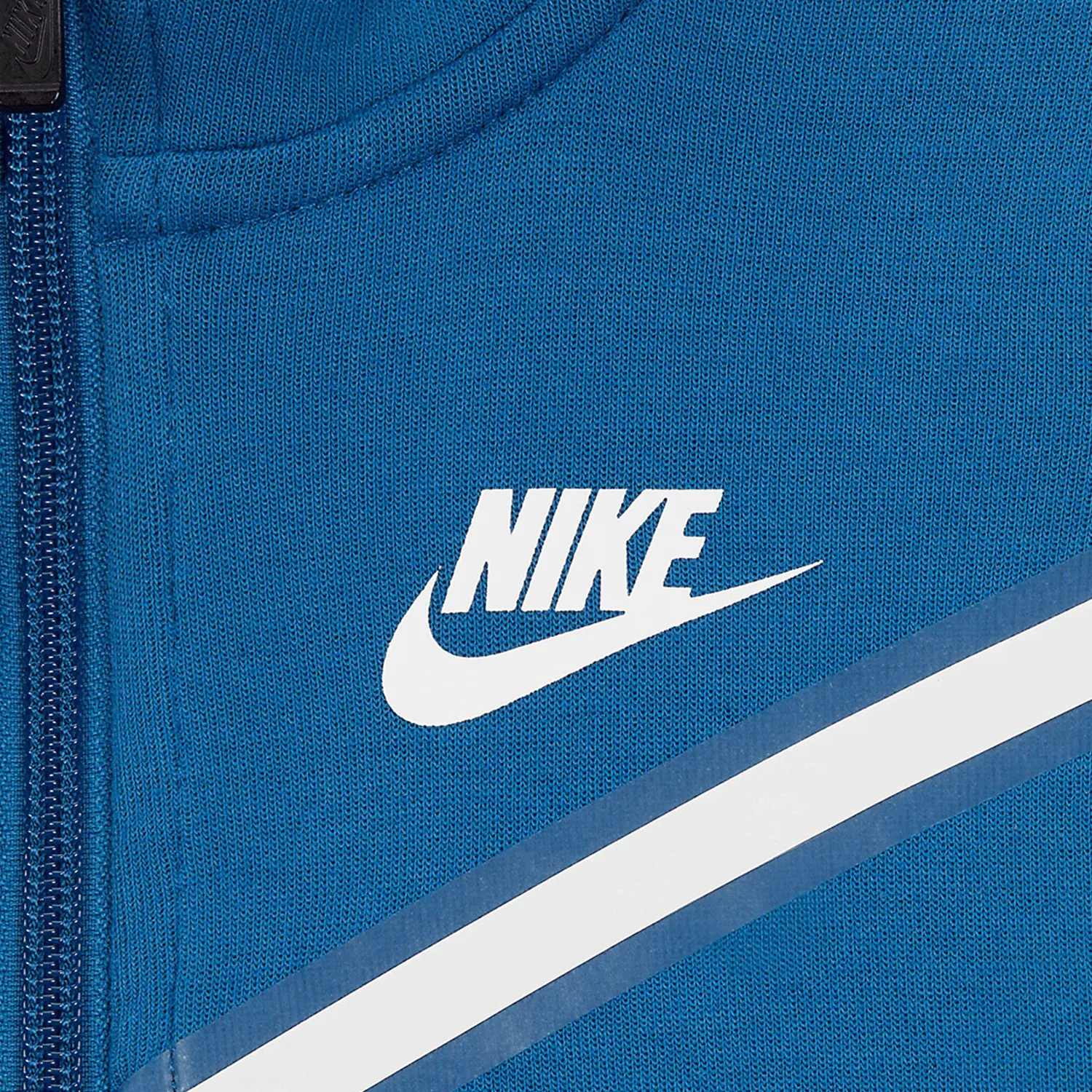 Kid's Sportswear Tech Fleece Outfit