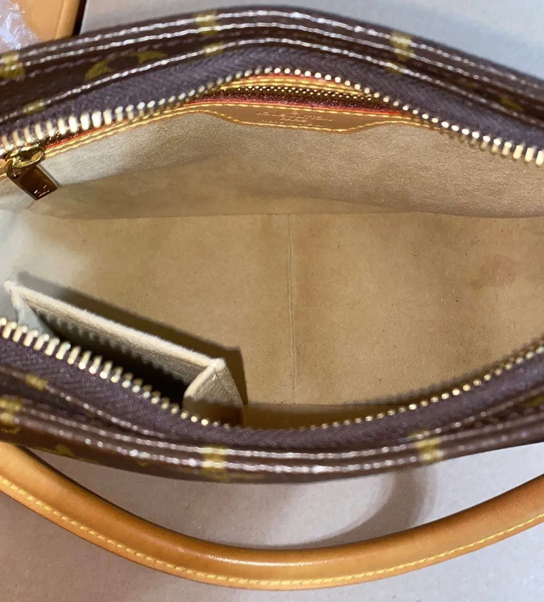Louis Vuitton Monogram Canvas Looping MM Shoulder Bag