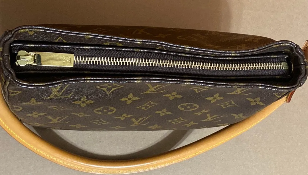 Louis Vuitton Monogram Canvas Looping MM Shoulder Bag