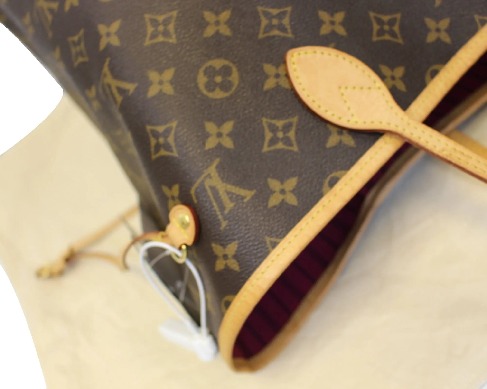LOUIS VUITTON Neverfull GM Monogram Canvas Shoulder Bag