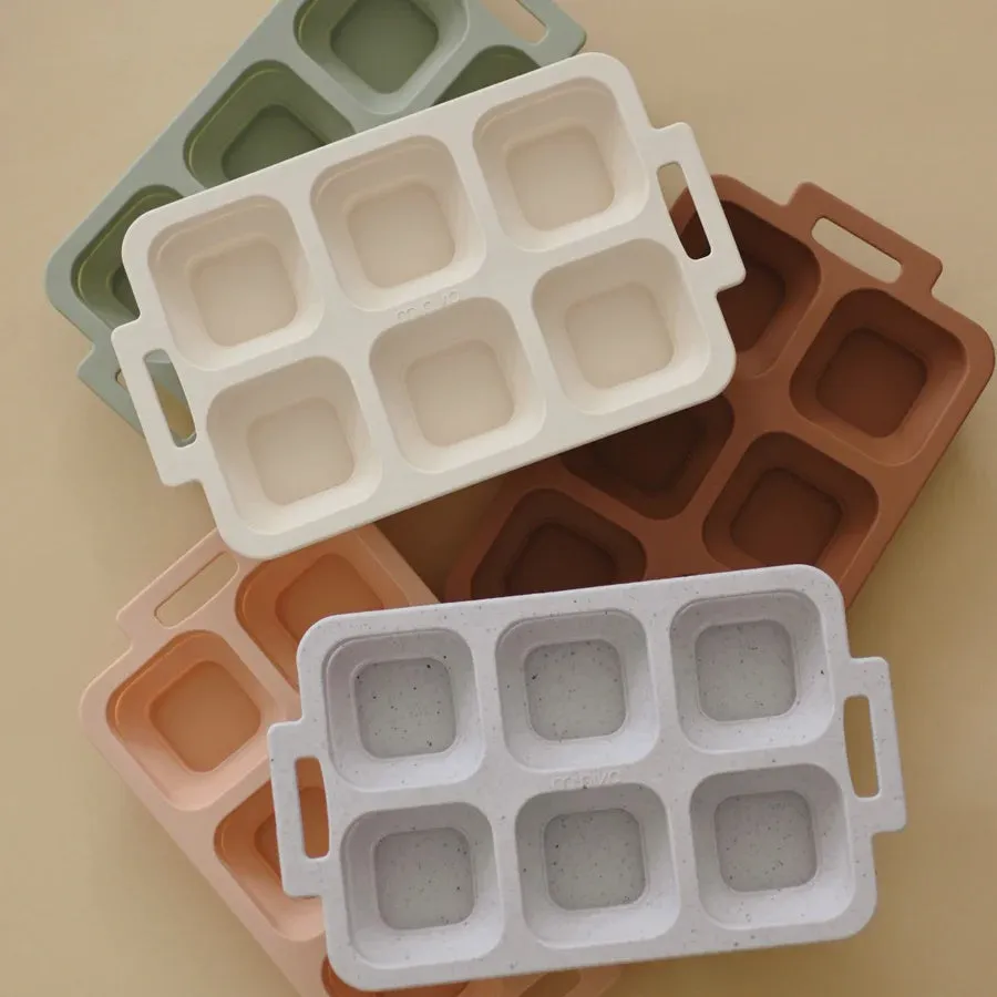 Minika Collapsible Cupcake Mold