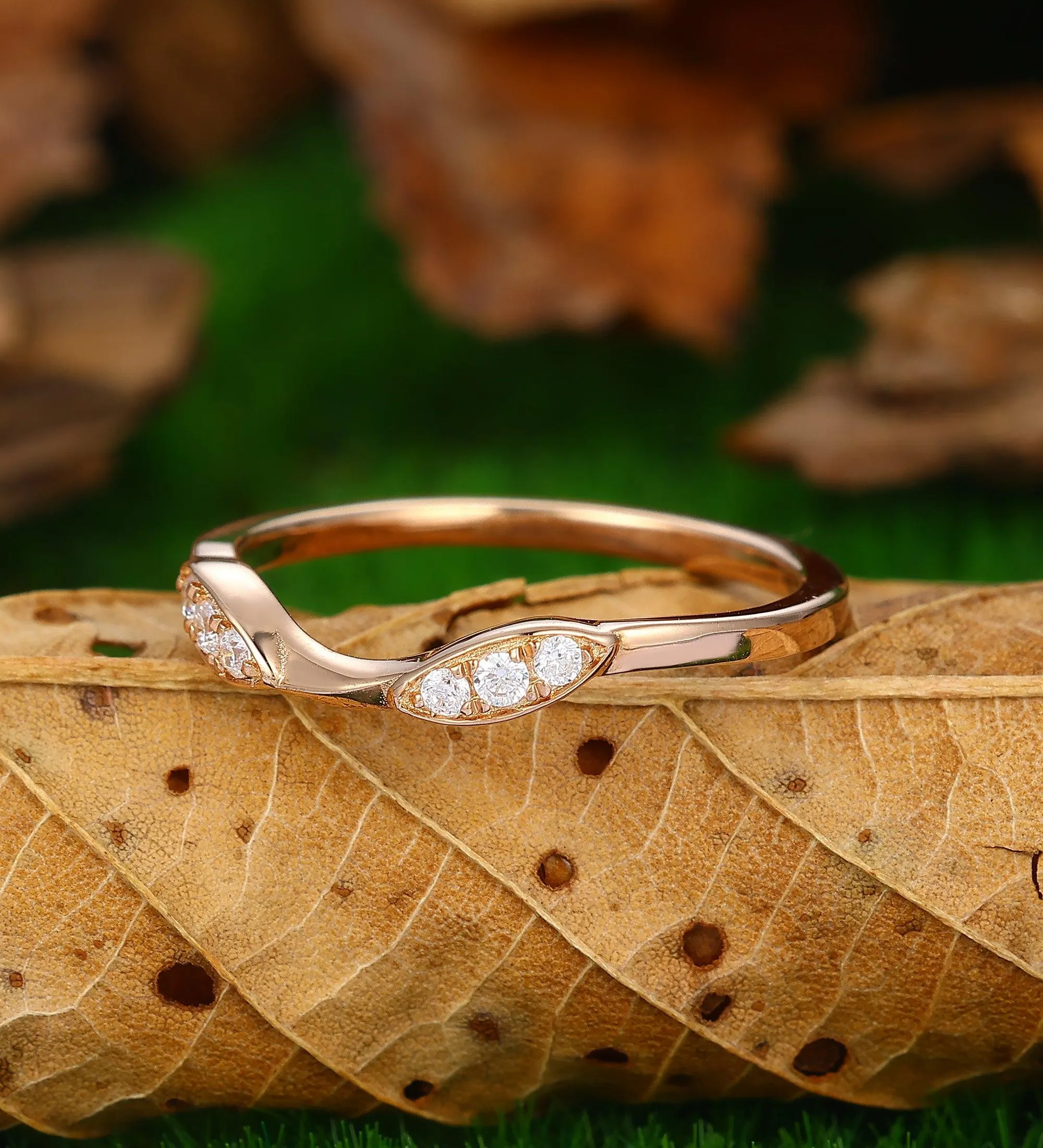 Minimalist Wedding Band Cluster Moissanite Stacking Ring Antique Bridal Wedding Ring Women