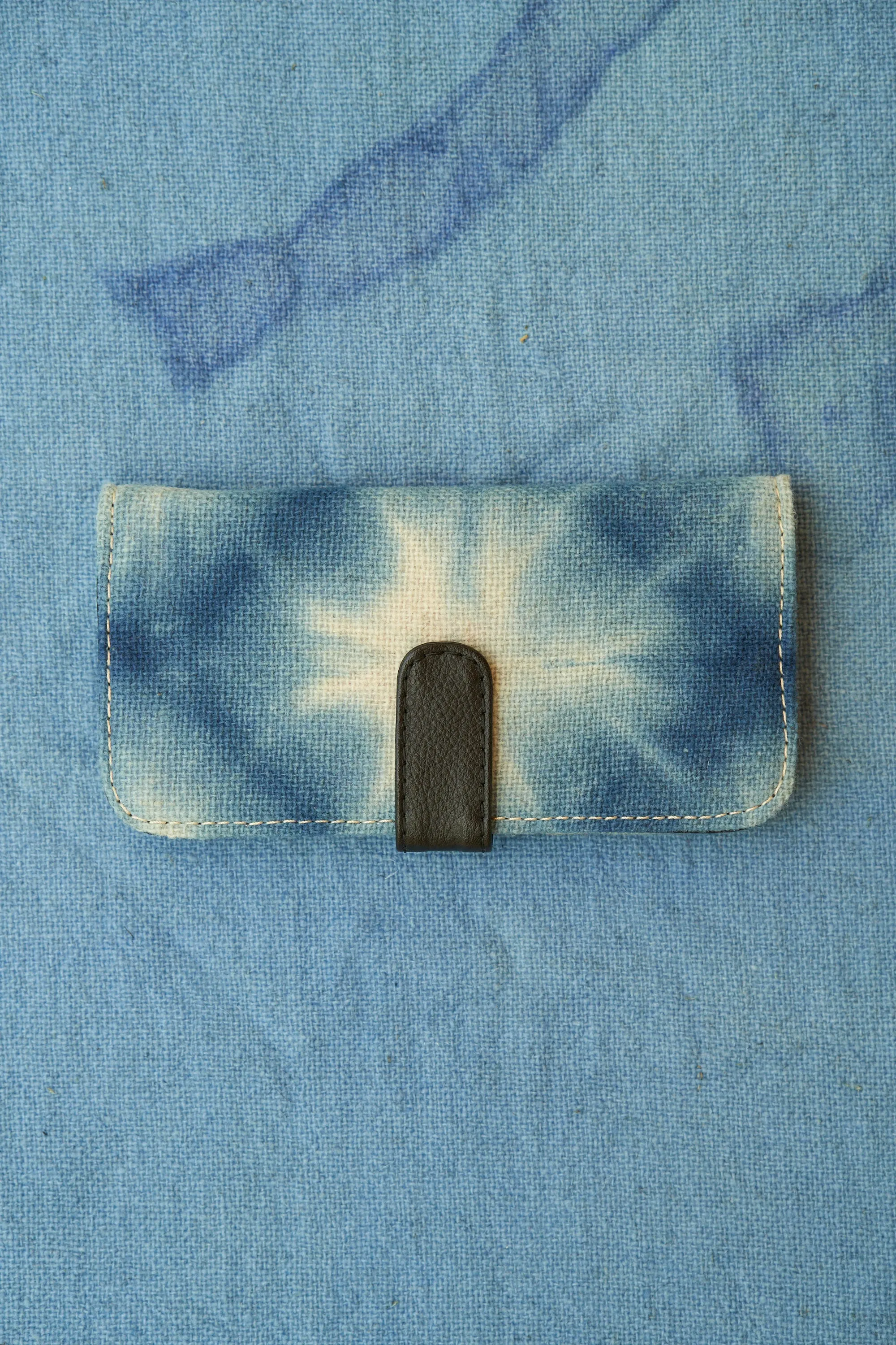 Oaxaca Indigo Wool Tie Dye Wallet in Black Leather