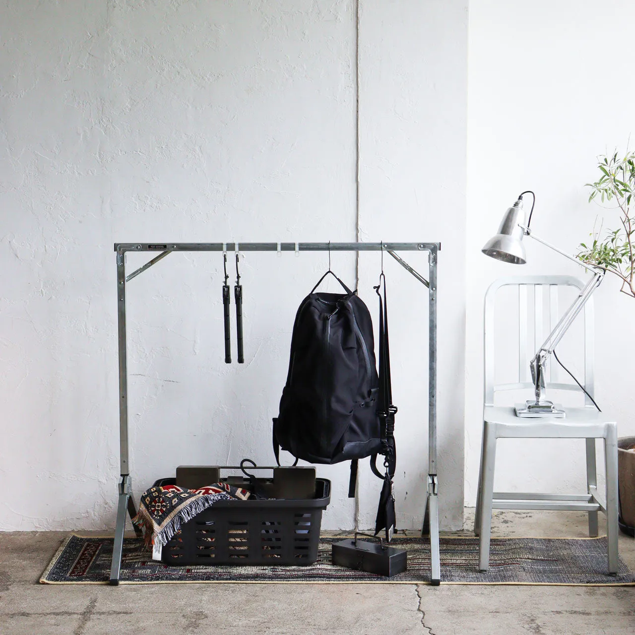 POST GENERAL | ポストジェネラル　EXHIBITION FOLDABLE HANGER RACK