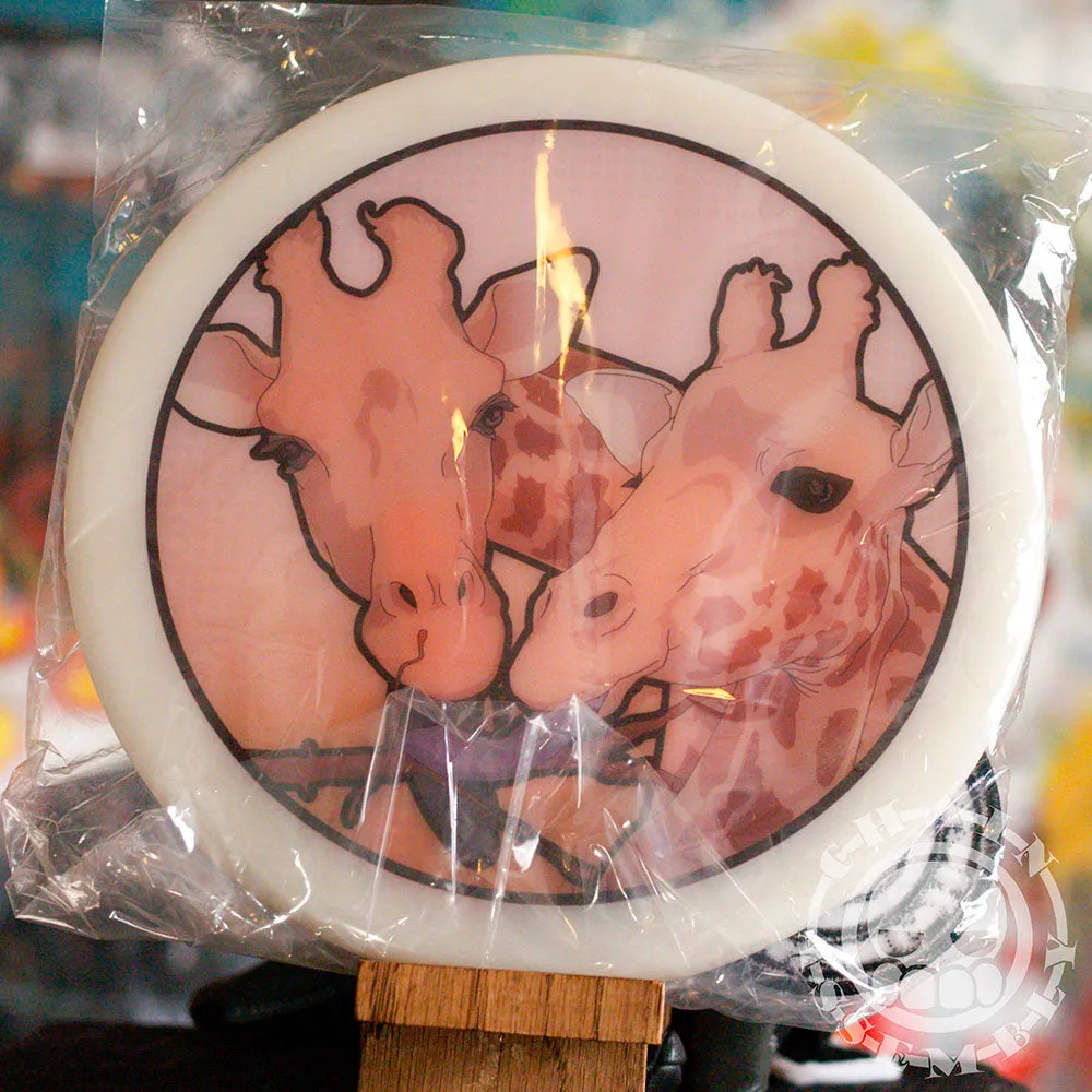 "Giraffes", Limited Edition Dyemax Disc