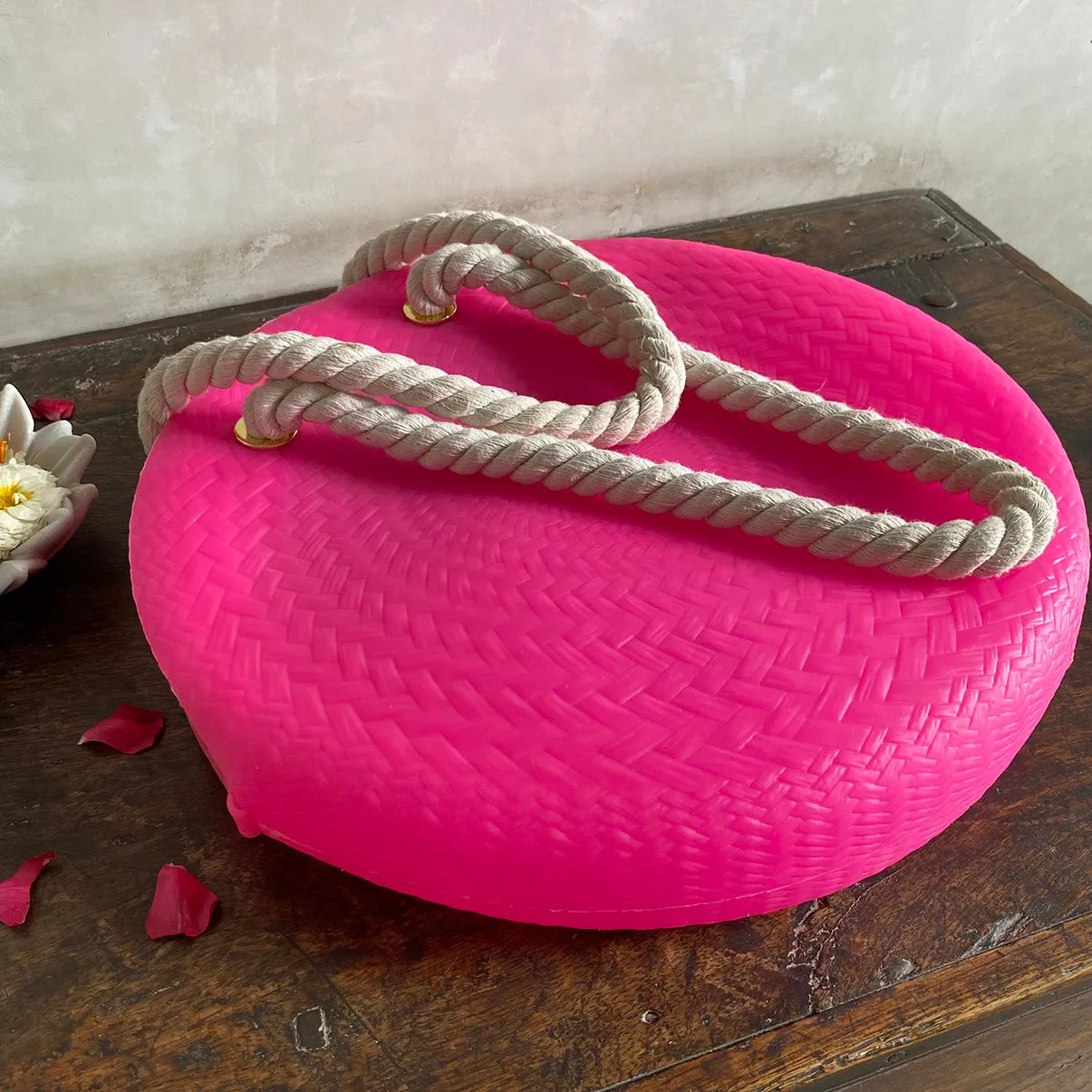 Round Bag // Hot Pink