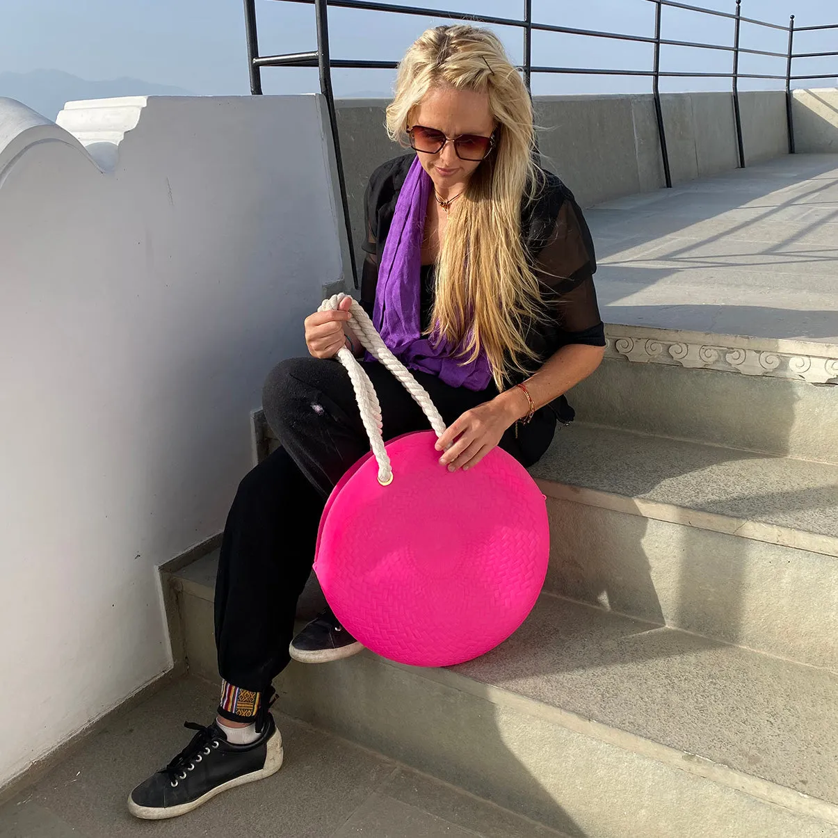 Round Bag // Hot Pink