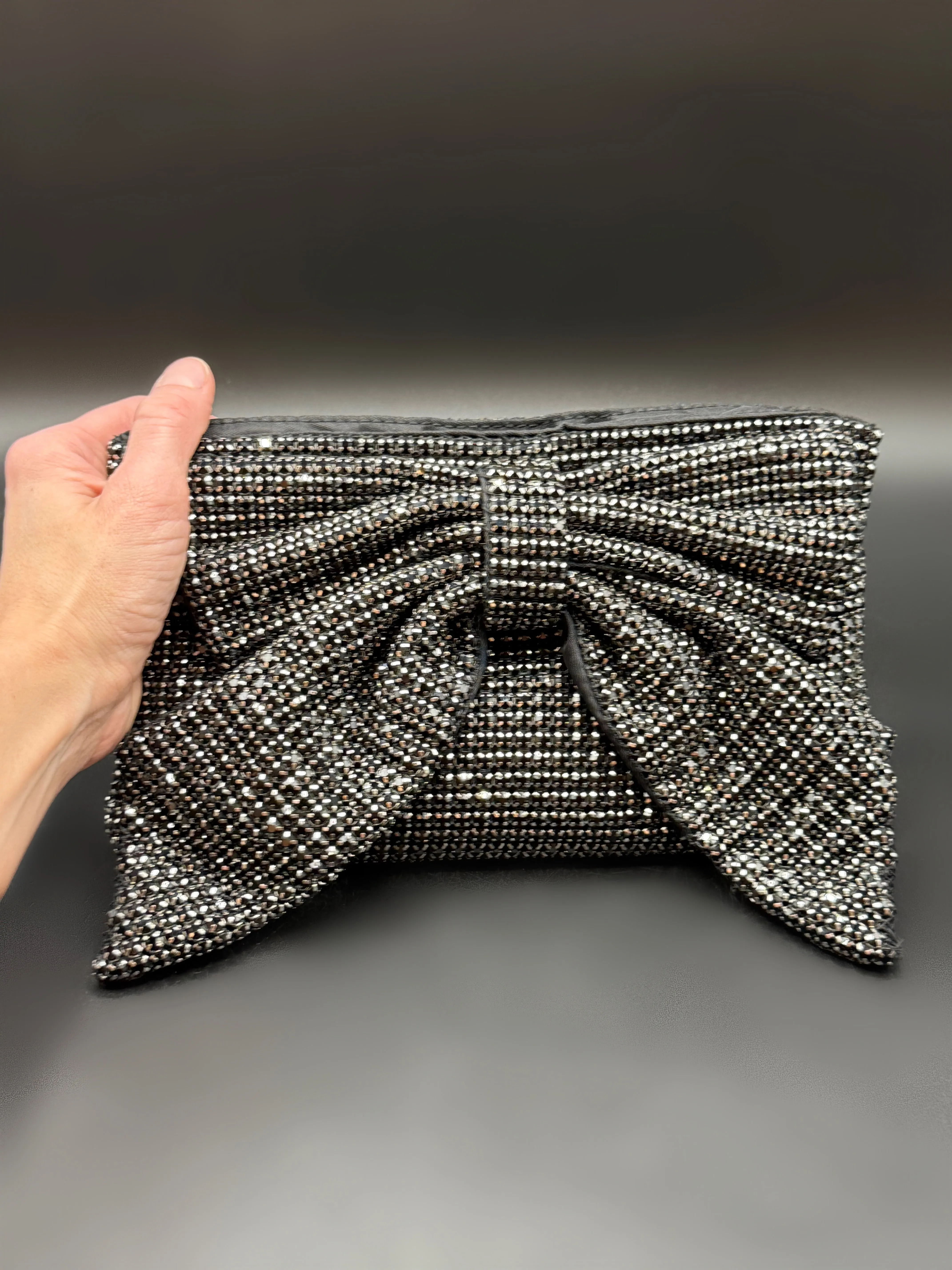 Slouchy Bow Black