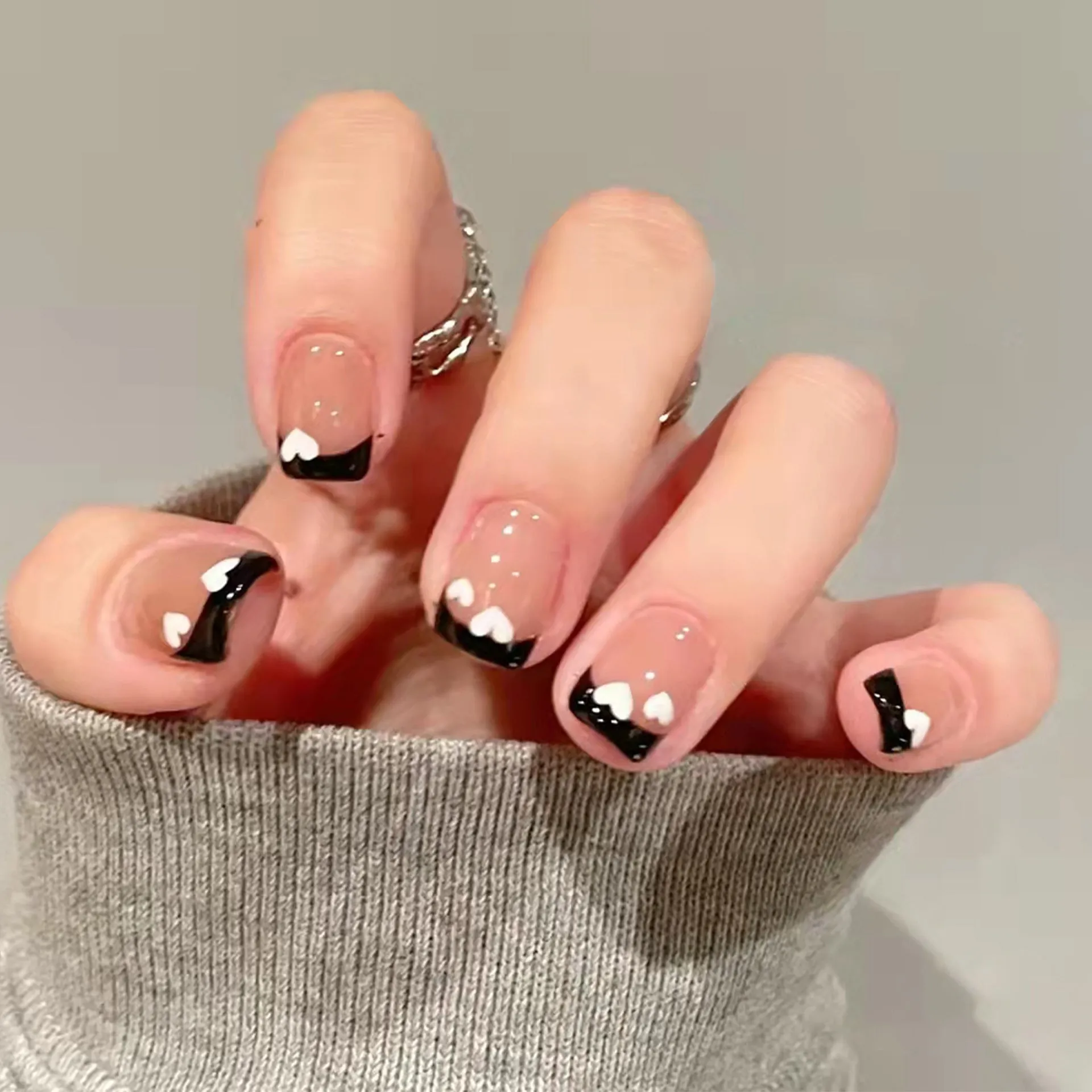 Square  heart in black french