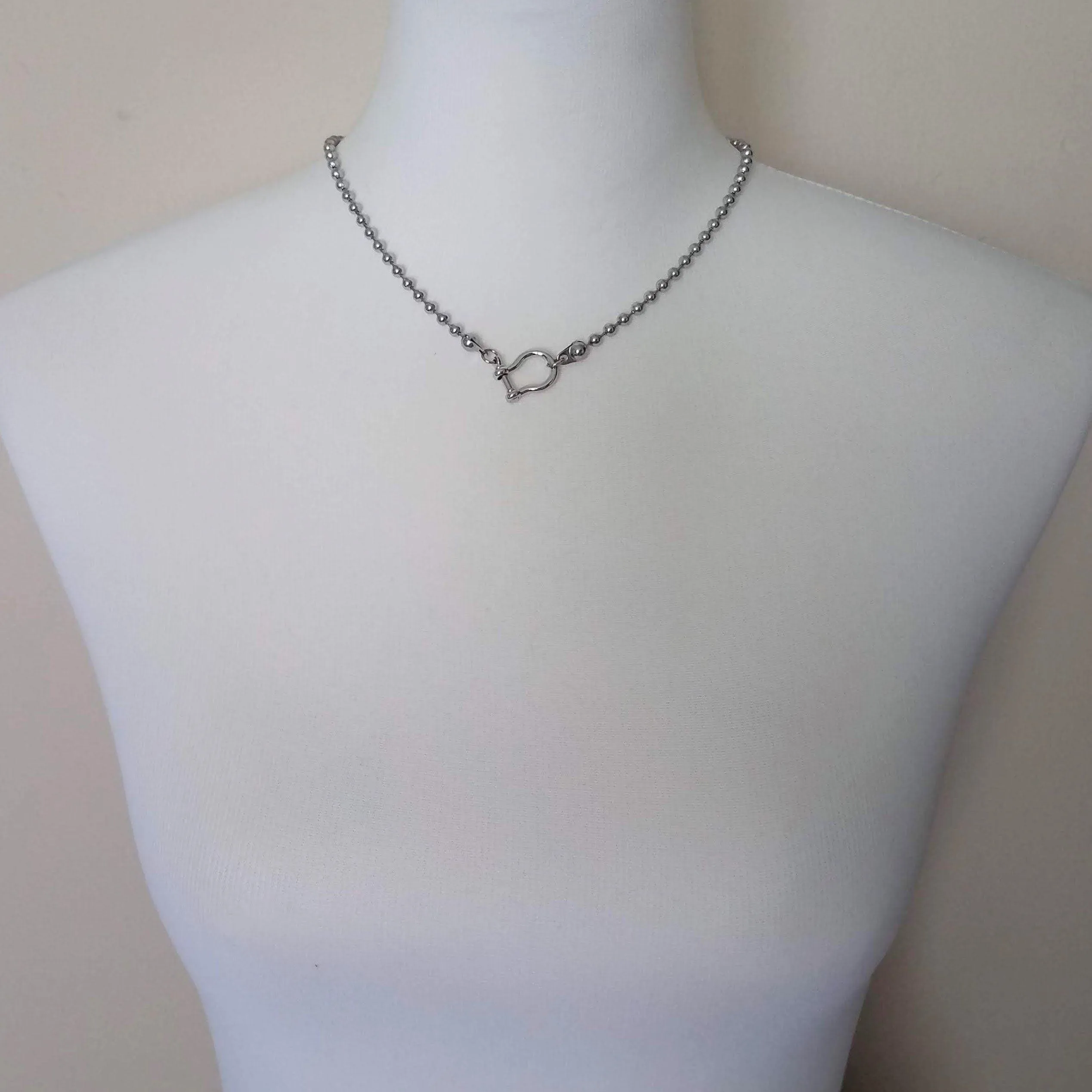 Stainless Steel Ball Chain, front horseshoe shackle screw clasp, chunky chain, large ball chain, big silver ball chain, horseshoe necklace