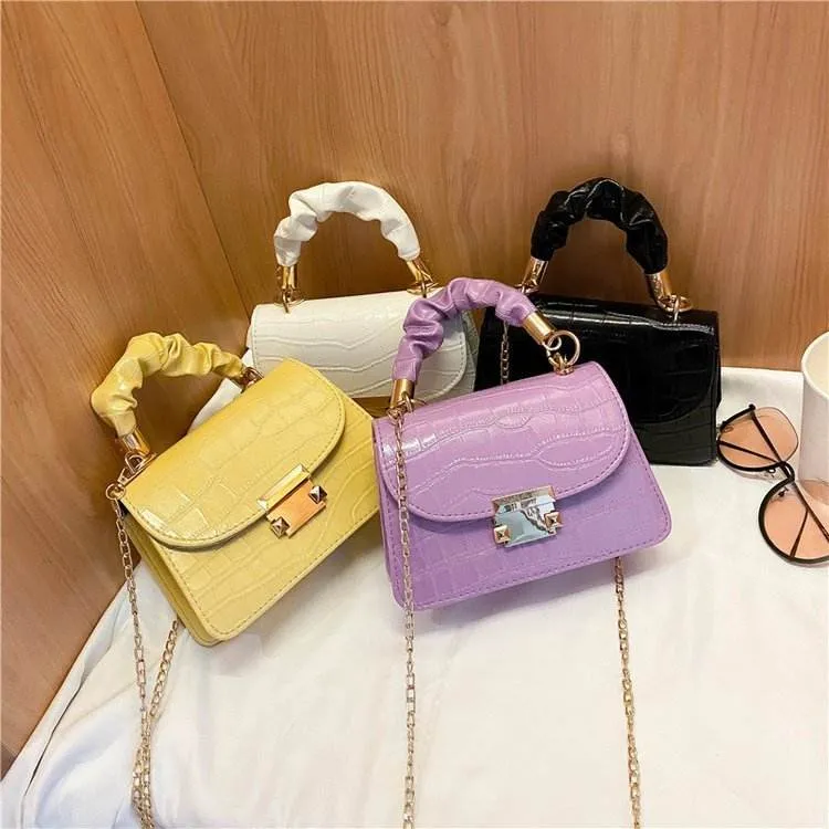 The New Trendy Stall Messenger Bag All-match