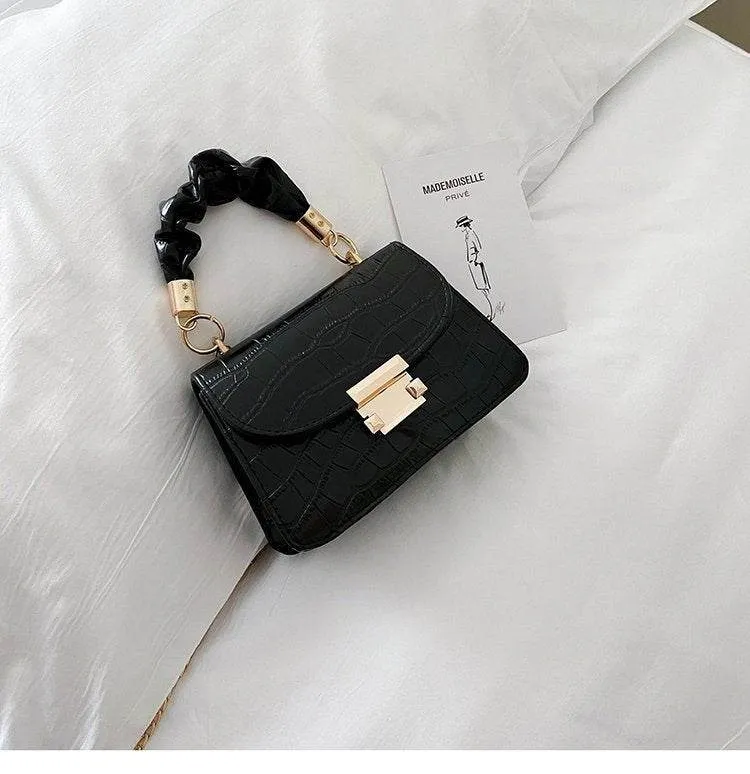 The New Trendy Stall Messenger Bag All-match