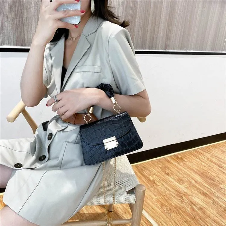 The New Trendy Stall Messenger Bag All-match