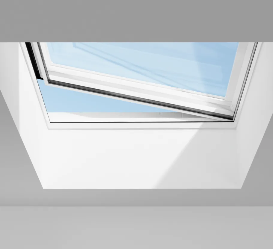 VELUX CVU 090060 0220Q INTEGRA® Electric Flat Roof Window Base (90 x 60 cm)