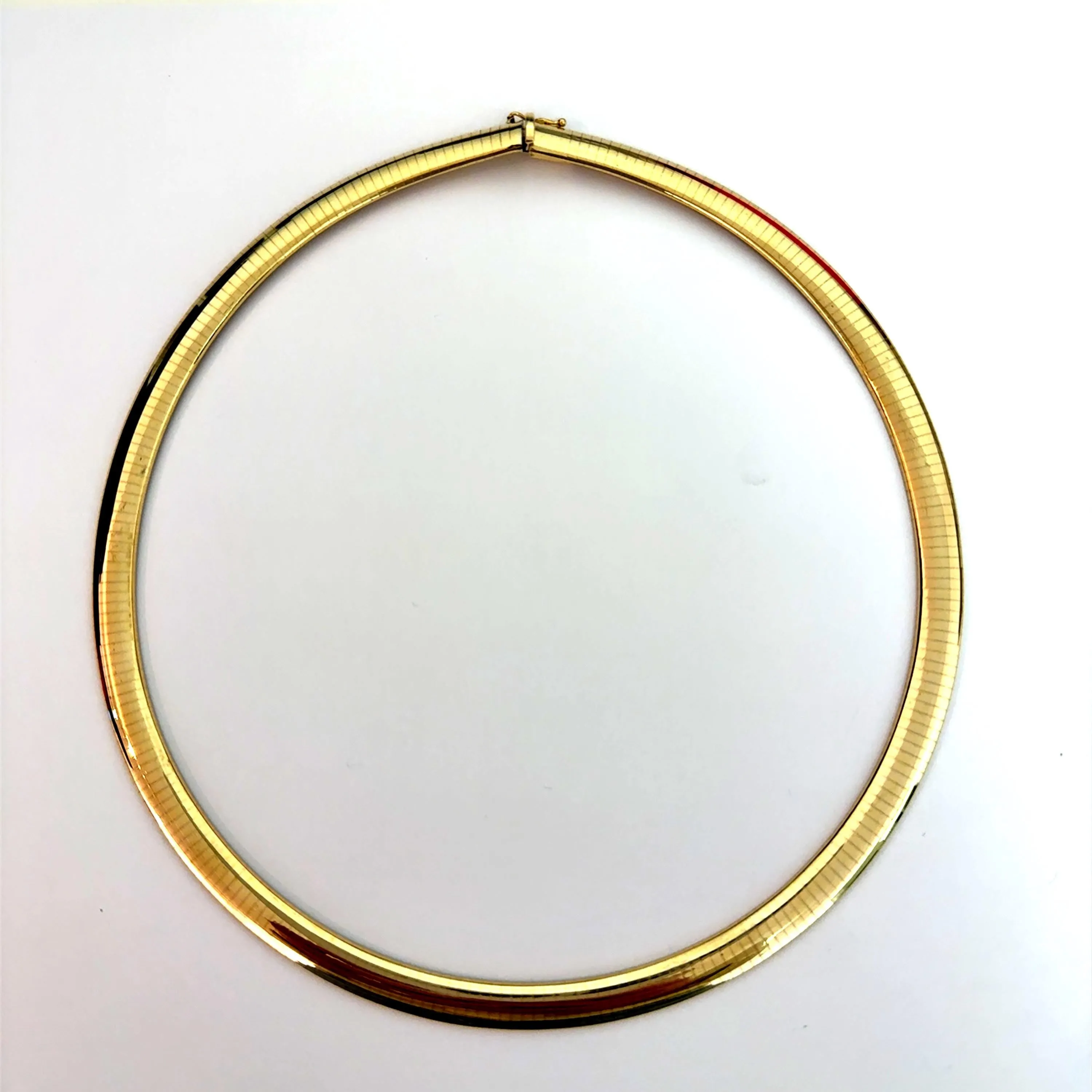 Vintage Italian Solid 14K Yellow Gold Omega Necklace, 19 inch, 8mm wide.