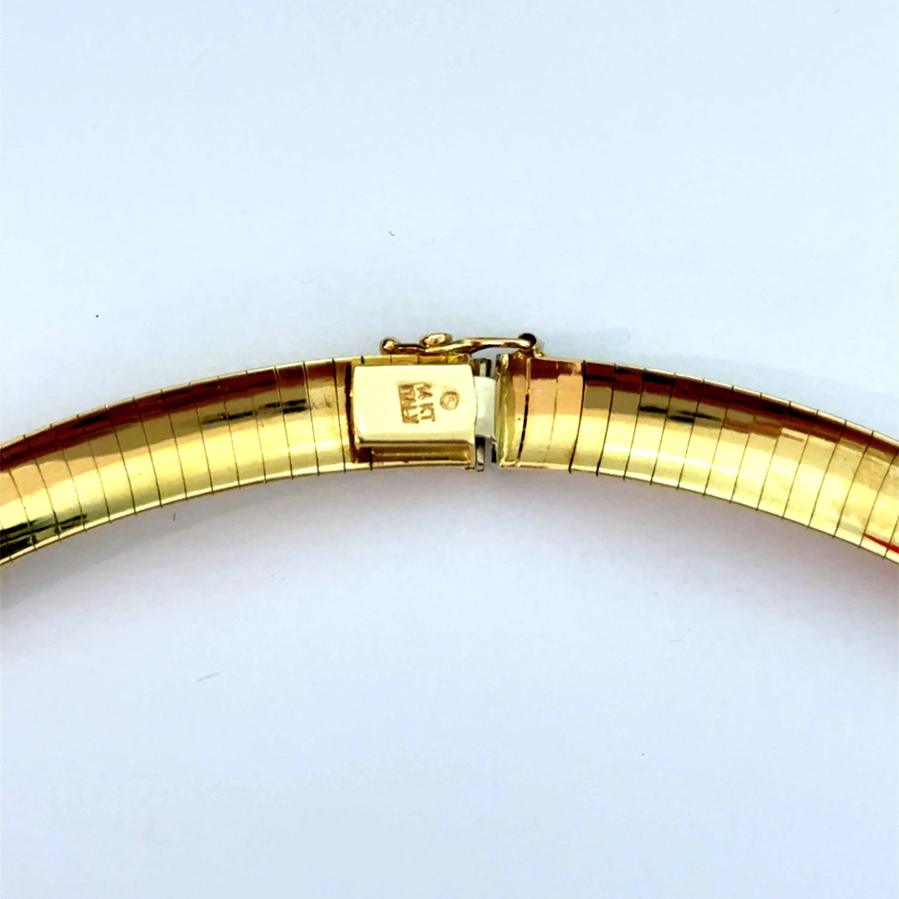 Vintage Italian Solid 14K Yellow Gold Omega Necklace, 19 inch, 8mm wide.