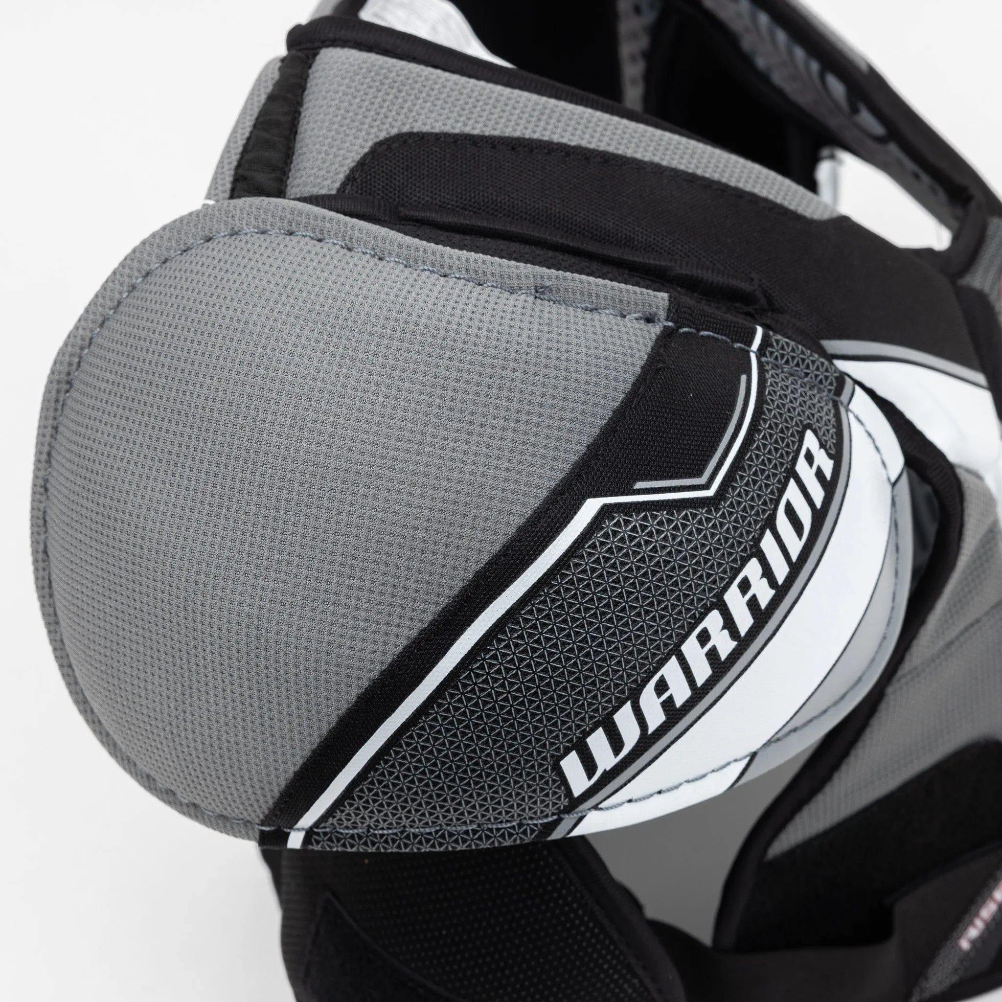 Warrior Rise Senior Hockey Shoulder Pads
